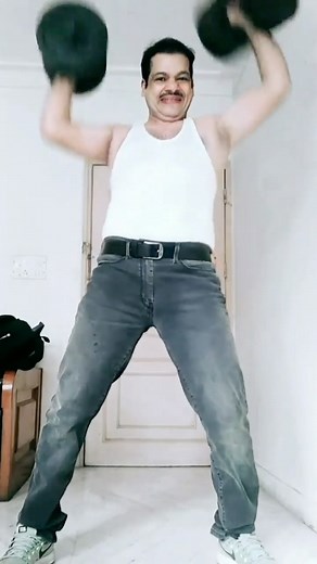 Pala Saji | അടി അടി അടി മനസ്സിലായോ ..commando work out ഇത് വരെ ആരും ചെയ്യാത്ത ഐറ്റം ..ഒരു പഴയ കാലം ഉണ്ടായിരുന്നു എന്ന കമന്റ് ആര് ഇടും എന്ന് നോക്കാം... | Instagram