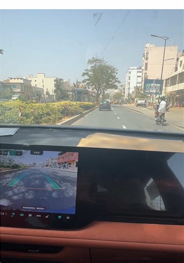 CHANGAN CS75 PLUS 2026 🔥 Écran panoramique pleine largeur. À bord du CS75 sur les routes de Dakar : écran panoramique étendu du conducteur au passager, interface fluide, applications côté passager (YouTube, IPTV, etc.). Un SUV moderne, technologique et agréable à vivre au quotidien. Infos / prix / dispo en MP : 🇸🇳 221 76 931 35 55 🇫🇷 33 6 30 52 82 41 #GTAutoDakar #senegal #Changan #SUVPremium #Dakar