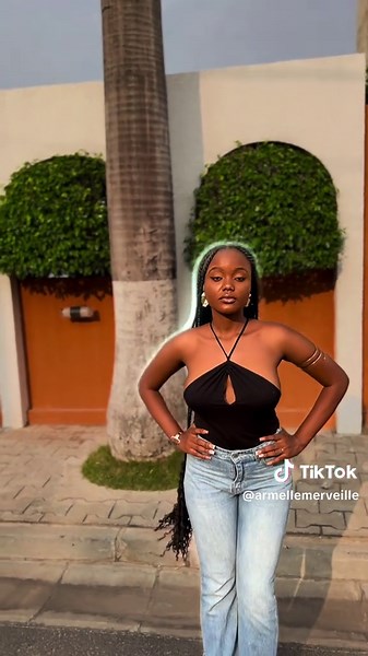 J’ai vu une vidéo qui m’a inspirée et j’ai essayé de reproduire. Je n’ai pas eu le rendu que j’attendais mais je suis heureuse d’avoir essayé. Donnez moi de la force pour m’encourager🥲❤️ #🇧🇯 #viraltiktok #inspi