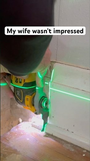 100+ Year Old Floors: Removing Baseboards and Quarter Round with Oscillating Saw
