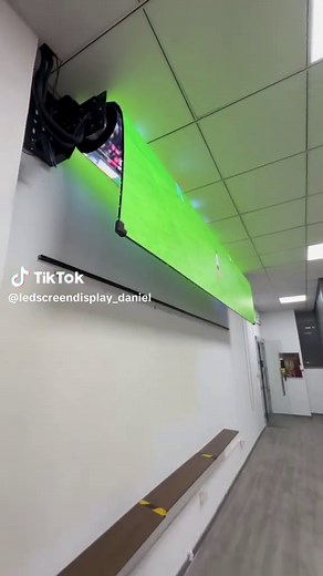 Innovative Rolling LED Screens for Commercial Use