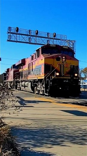 Kansas City Southern de Mexico 4888 Leads Eastbound Loaded Coal Train Through Berwyn IL 11/23/2025