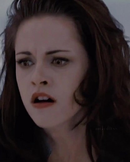 when bella thought she had lost edward. | #twilight #edit #edwardcullen #bellaswan