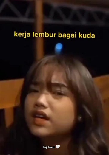 Fuji Kerja Lembur Bagai Kuda: Foto Viral & Trend Imut
