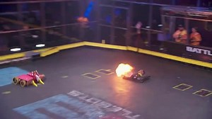 Gruff vs Extinguisher s05e09f05 BattleBots Season 5 Episode 9