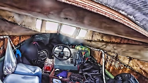 U.S. Coast Guard Stops Low-Profile Go-Fast Boat