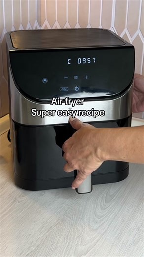 Πανεύκολη Τυρόπιτα Χωρίς Φύλλο στο Air Fryer