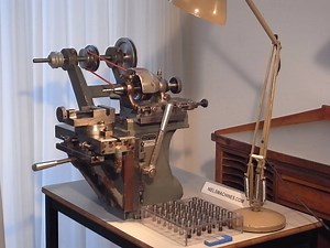 Henri Hauser Bienne (Swiss) Small Milling Machine
