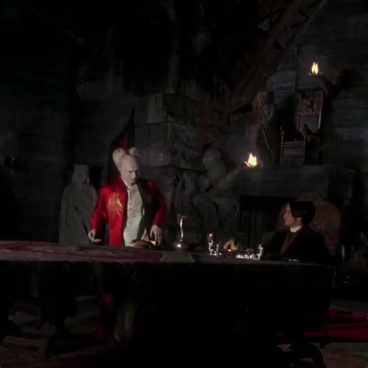 BRAM STOKER'S DRACULA (1992) *Jonathan Harker arrives at the castle starving 🐴❄️🏰