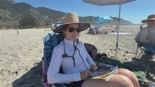 Bay Area residents flock to Stinson Beach to beat the heat