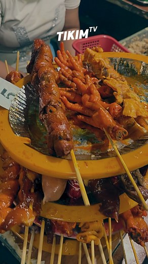 GIANT STREET FOOD BBQ sa TAGUIG 30-50 Pesos Lang | TIKIM TV