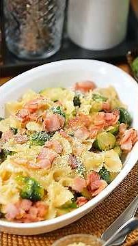 ฟาร์ฟาเล่ผัดเบคอนกับกะหล่ำดาว Farfalle with Bacon and Brussel Sprouts : ตามสั่ง (Agnesi)