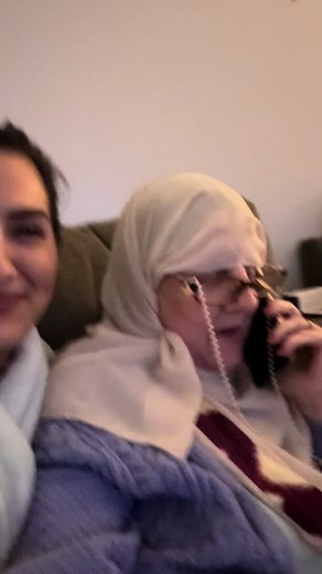 ‏I need to start giving my mum lessons 😅🤍