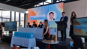 1.8K views · 16 reactions |  [Espacio Solicitado]#HuaweiBolivia #Ahora | Huawei inicia su programa "Semillas para el Futuro" en su 6ta versión en Bolivia. La empresa Huawei inicia hoy viernes 11 de noviembre su programa insignia "Semillas para el Futuro", evento que se desarrolla de manera simultánea en Bolivia, Burkina Faso, Bulgaria, Tanzania y China. #HuaweiMobile | Periódico Digital Erbol | Facebook