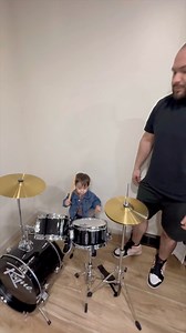 4.5M views · 335K reactions | Le regale su primer instrumento de música a mi Emi por q me dijeron q será músico de grande ♥️ | Mireya De La Torre | Facebook