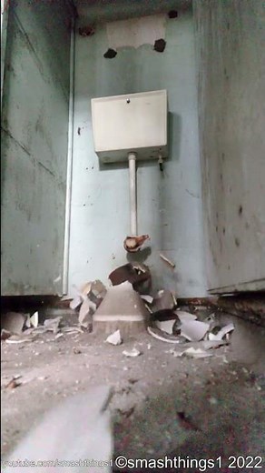 Toilet Destruction in Slow Motion