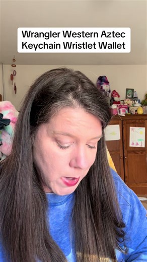 Add a touch of Western flair to your everyday essentials with the Wrangler Western Aztec Keychain Wristlet Wallet 🤠🌵 This stylish and functional accessory features a bold Aztec pattern, durable materials, and convenient compartments for your cards, cash, and ID. The attached wristlet strap and keychain make it easy to carry on the go — perfect for errands, concerts, or a night out! #Wrangler #WesternStyle #AztecWallet #WristletWallet #KeychainWallet @Rustic Charm Bootic