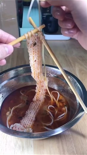 Amigurumilandia on Instagram: "Tired of spending hours searching for quality crochet patterns online? We’ve just launched Amigurumilandia, a brand-new site created especially for crocheters like you. 🧶✨ Here you’ll find: ✅ Free crochet patterns ready to download instantly in PDF format. ✅ A curated selection of both free & premium designs. ✅ New patterns added every single week, so there’s always something fresh to try! No more endless searching, just beautiful, easy-to-access patterns in one p