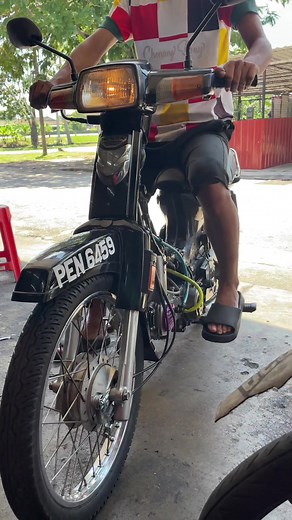 Area sungai petani, yang mana motor semput, susah nak start, keluar asap boleh mai buat Topset overhaul dengan kami sebelum lagi teruk. Nak up spec pun boleh. #sungaipetanikedah #overhaul #upspec #esrmotor🔥 #esrtyre