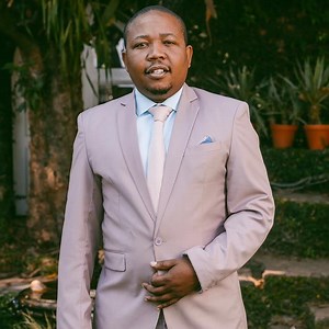 Presley Chweneyagae Biography: Age, Wife, Movies & Net Worth