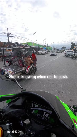 Defensive Driving Techniques for Motorcyclists