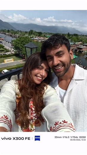 Couples enjoying Kashmir trip/ book Your Kashmir trip call 8899877793 #kashmirtour