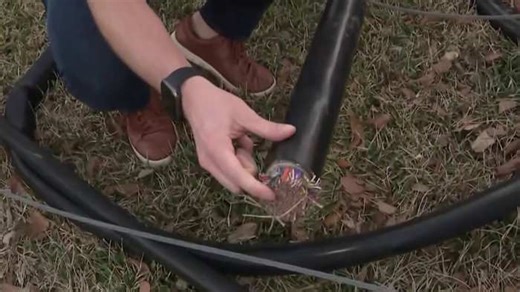 ‘Real brave and brazen’: Video captures copper wire thieves in Houston’s Northside neighborhood before internet outage