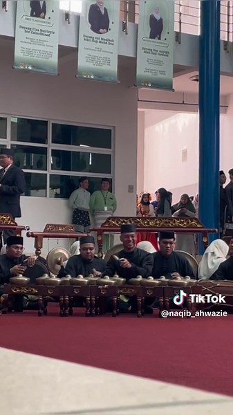 Adai-Adai: Tradisi Brunei yang Memukau