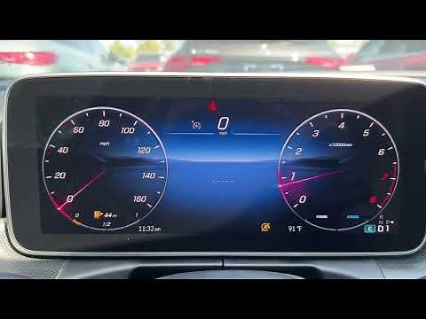 2025 Mercedes C300 | How to Use the Digital Driver Display (Classic, Sport, Service, and More