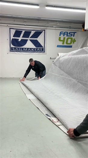 How to Pack Your Sails Like a Pro