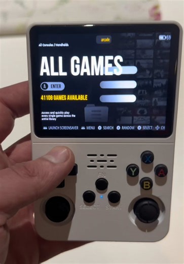 Tu connais la R36S? 🎮 #emulateur #jeuxvideoretro #consoledejeurétro #consoledejeuxportable #pourtoi