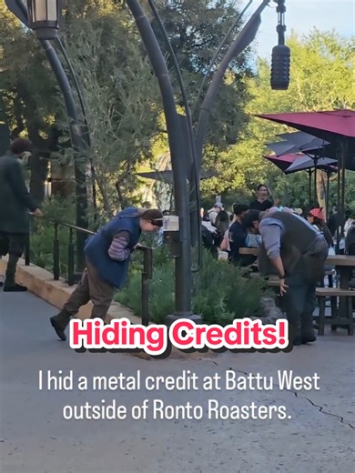 I love hiding my metal credits around Galaxy's Edge! This one was especially fun because soon after I hid the credit and posted about it, I settled down to play a game of sabacc at a nearby table and witnessed three cast members come out to look for it. I love my cast members! #galaxysedge #batuuwest #starwars #disneyland #batuu