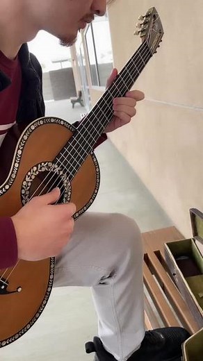 My classmate shows me his classical guitar from the 1840s valued is 3,700$. The sound like a Romantic Area instrument. #古典吉他 #乐器演奏
