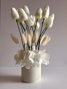 Composition printanière | fausses tulipes blanches | Centre de table de Pâques - Etsy France