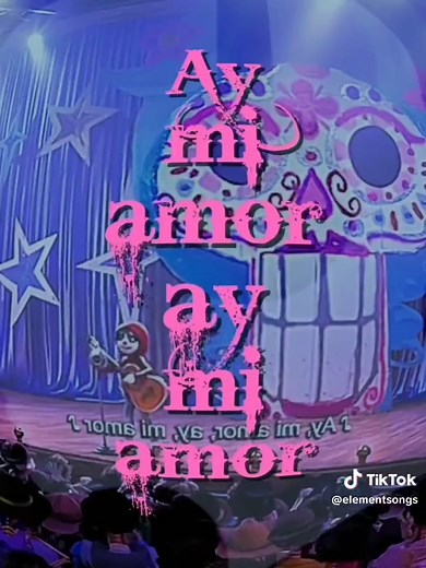 Un Poco Loco: Canción y Letra de Coco