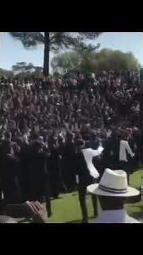 People singing ‘Robbery’ at Juice Wrld’s funeral