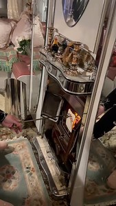 "Old fashioned Sunday" inside the Buccaneer trailer belonging to William King, thanks to Steve Thompson for sending in this video. | Romany Heritage
