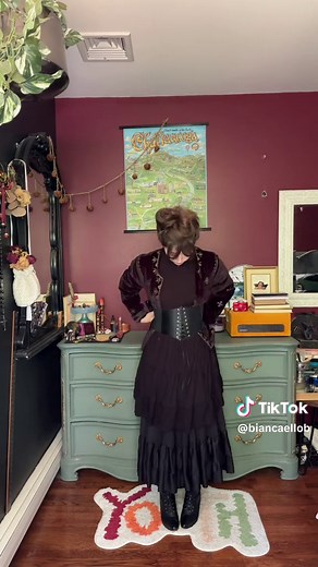 bellatrix lestrange inspired outfit ideas & how to style your wardrobe as if you’re the dark feminine trope ~ #bellatrixlestrange #harrypotter #gothgf #hogwarts #helenabonhamcarter #darkfeminineenergy #darkfemininity #witchyvibes #witchywoman