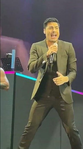 Cynthia Rodríguez ¿ACABA RUMORES? Presente en concierto de Carlos Rivera