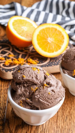 Swiss orange chip meets Terry’s Chocolate Balls 🍊🍫 Like orange ice cream… but in chocolate form! #ChocolateLovers #OrangeDream #SweetTreats #DessertTime #FoodieFinds #Chocoholic #SwissChocolate #unicone | Unicone Ice Cream & Treats
