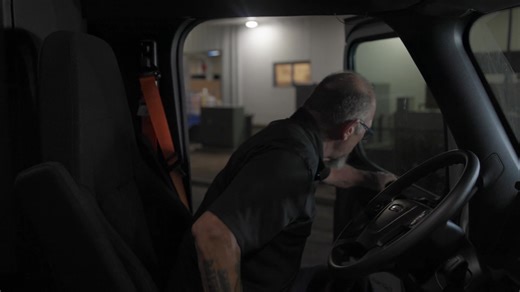 “I’ll keep driving for XPO until the day I retire.” Learn more about the perks of team driving at XPO, from industry-leading benefits to no-touch freight, and connect with a recruiter today: https://bit.ly/drop-hook | XPO