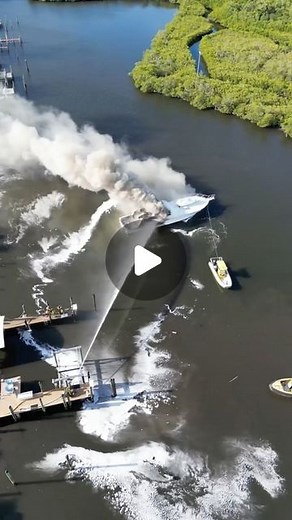 Robert Thomson on Instagram: "Boat explosion in Jupiter … follow me at RobThomsonWaterfront for more drone videos #boats #yacht #vikingyachts #boatsonfire #yachts #fire #jupiter #waterfire #palmbeachcountyfirerescue #boating #boatlife #boat #boats #yachtspotter #vikingyachts #superyachts"
