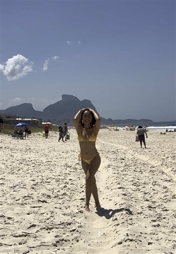 livelinyy 👄 (@livelinyy) - Dança do RJ: A Energia do Rio de Janeiro