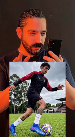 How to create a football player using Gemini, Gemini football player tutorial, tutorial on creating a football player from a photo, AI football player creation tutorial, AI football player Cómo crear un jugador de fútbol con Gemini, tutorial de jugador de fútbol de Gemini, tutorial para crear un jugador de fútbol a partir de una foto, tutorial de creación de jugadores de fútbol con IA, jugador de fútbol con IA #football #footballplayer #hypic #hypiccreator #Godpic @hypic_global Cara membuat pema