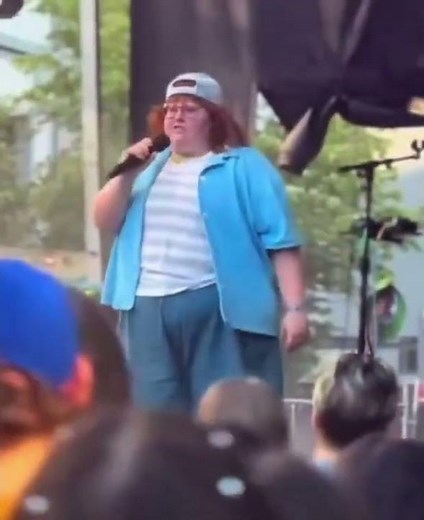 They / Them energy 😂🤣 I can't stop laughing!