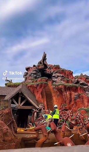 Splash Mountain Officially Closed in Disney World