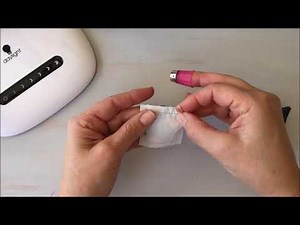 Hand Piecing Basics: The Running Stitch and Quilter's Knot