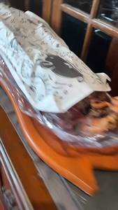 If you grew up in the Lizzie McGuire era, you probably sang that line at the top of your lungs…“This is what dreams are maaaaade of!” while believing adulthood would be concerts, cute outfits, and your whole life figured out by 25. Then boom.. real life comes crashing in like a train.. Bills, deadlines, burnout, family expectations, and trying to find joy in the middle of everything. Some dreams changed, some dreams stayed, and some dreams… turned into moments of nostalgia, of comfort, and of sa