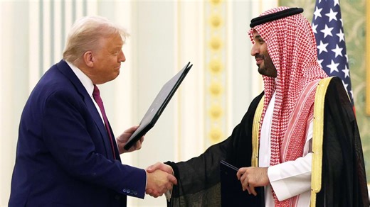 Saudi Crown Prince Mohammed bin Salman arrives at White House