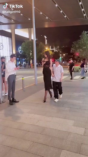 Tall model loves short man#sweet couple